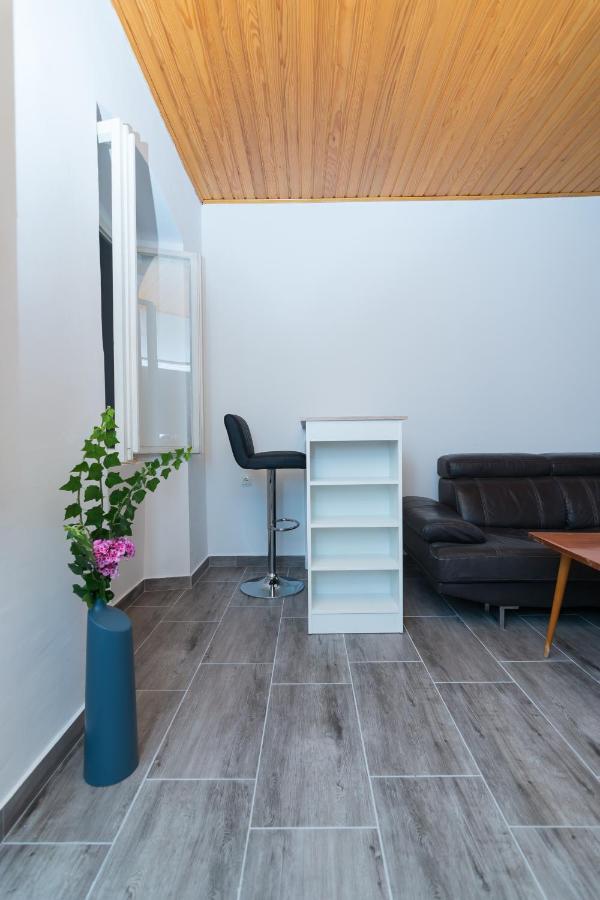 Hostel Flora Mali Lošinj Kültér fotó