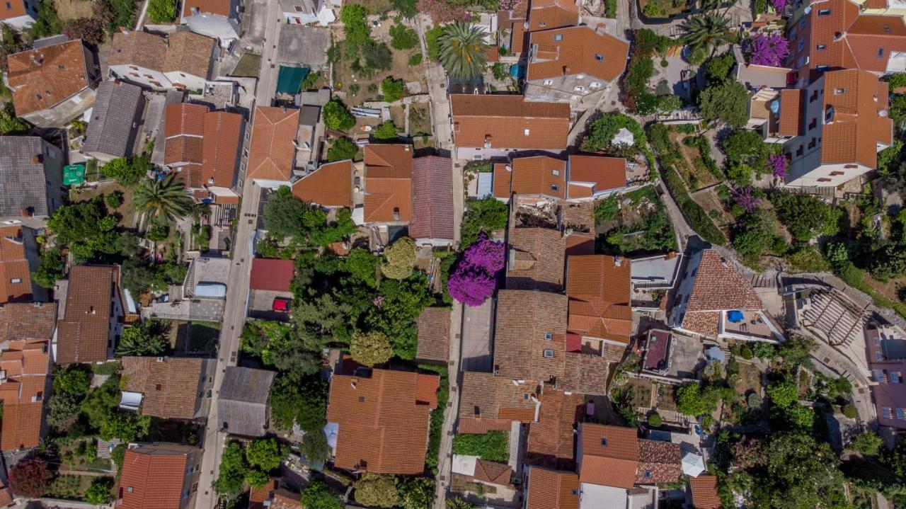 Hostel Flora Mali Lošinj Kültér fotó